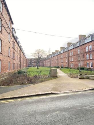 2 bed property, in Steamer Street, £12,500