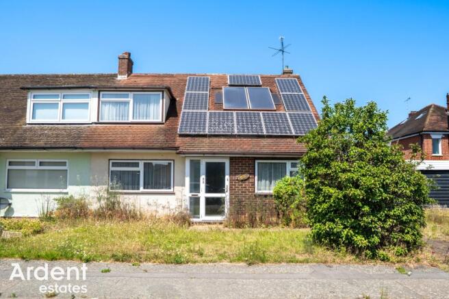 3 bed property, in Scylla Close, £350,000