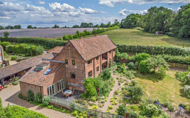 5 bed property, in The Street, £925,000
