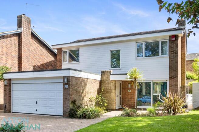4 bed property, in South Woodlands, £800,000