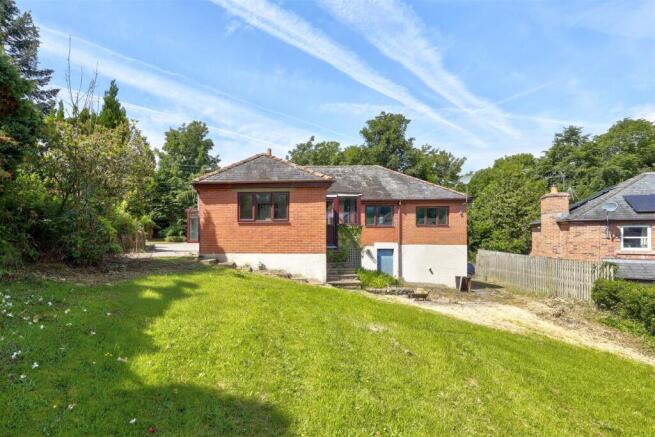 4 bed property, in Station Road, £365,000
