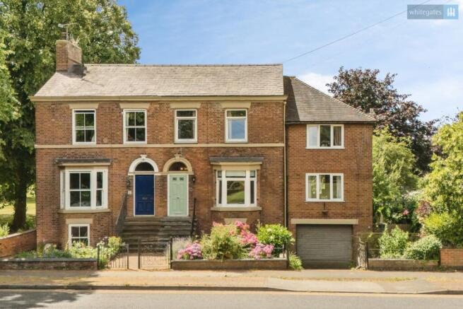 3 bed property, in Barony Road, £550,000