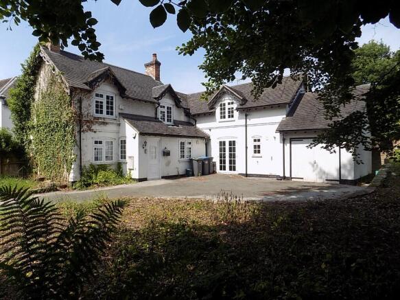3 bed property, in Brailsford Cottage, £340,000