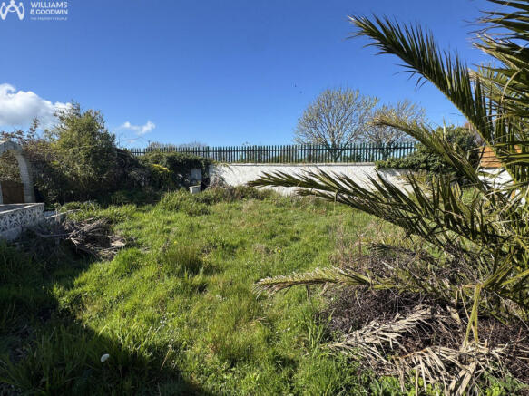 Land, in Cyttir Road, £45,000