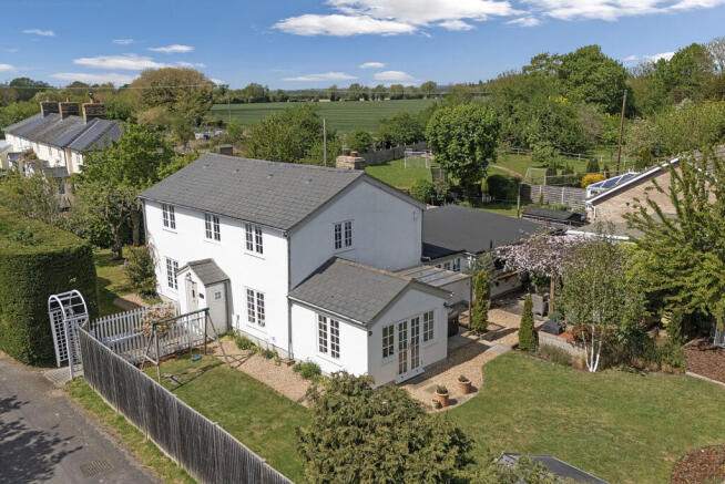 4 bed property, in Guise Lane, £800,000