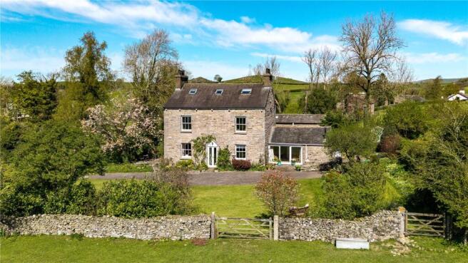 6 bed property, in Stainton, £1,250,000