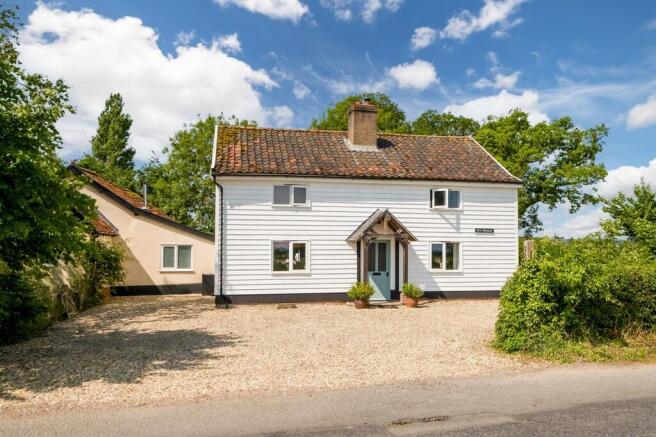 5 bed property, in Athelington, £750,000