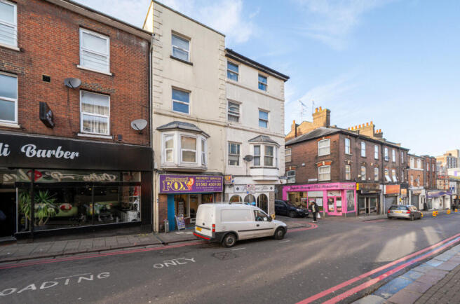 3 bed property, in Wellington Street, £450,000