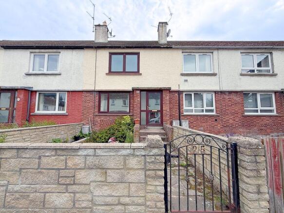 2 bed property, in 25 Kingsway, £115,000