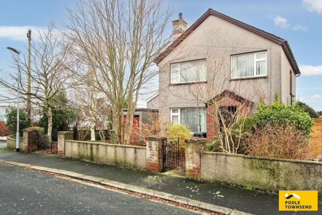 3 bed property, in Springfield Park Road, £350,000