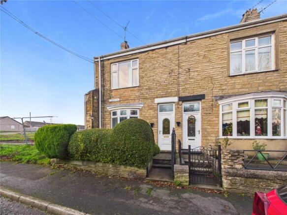 3 bed property, in Lorne Terrace, £55,000