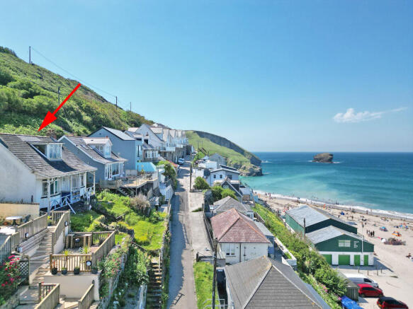 3 bed property, in Battery Hill, £250,000