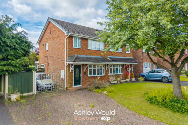 3 bed property, in Buckingham Road, £250,000