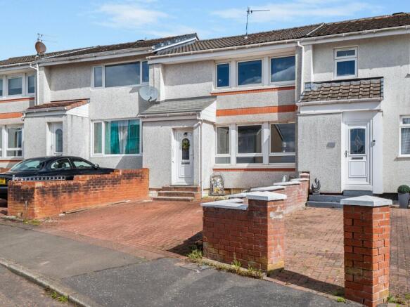 2 bed property, in Sunnyside Drive, £120,000