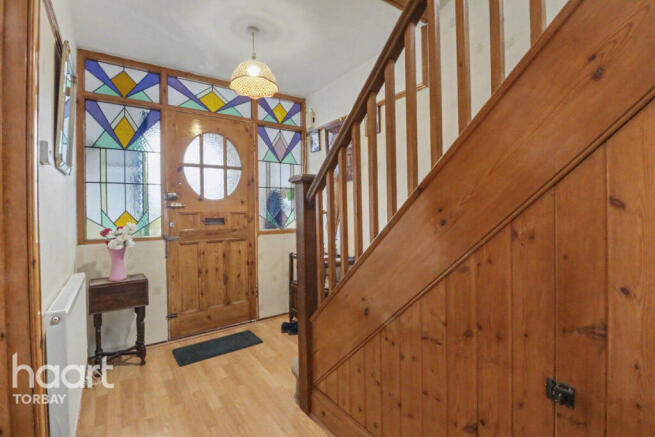 3 bed property, in Cedar Court Road, £299,950