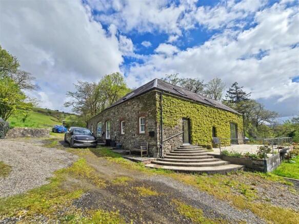 3 bed property, in Babel, £700,000