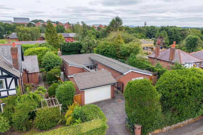 3 bed property, in Belgrave Road, £475,000