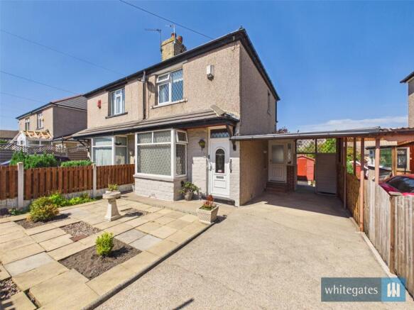 2 bed property, in Anlaby Street, £130,000
