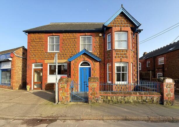 5 bed property, in Heacham, £500,000