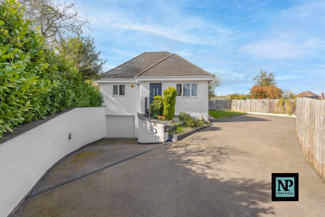 3 bed property, in Common Lane, £475,000