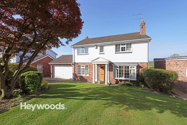4 bed property, in Northwood Lane, £410,000