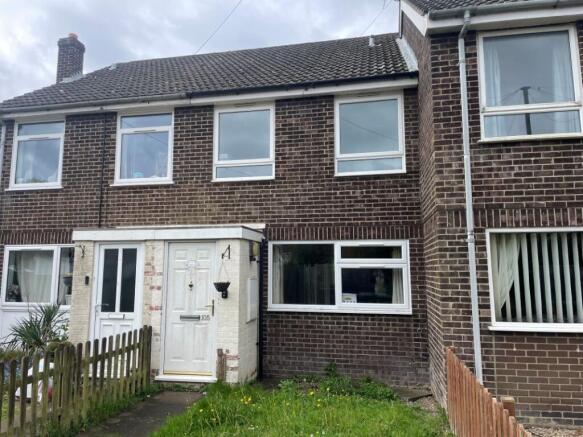 3 bed property, in 105 Neville Road, £95,000