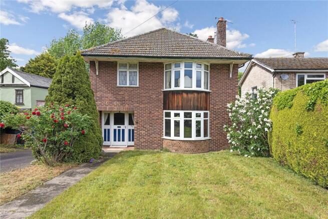 3 bed property, in Bury St. Edmunds, £400,000