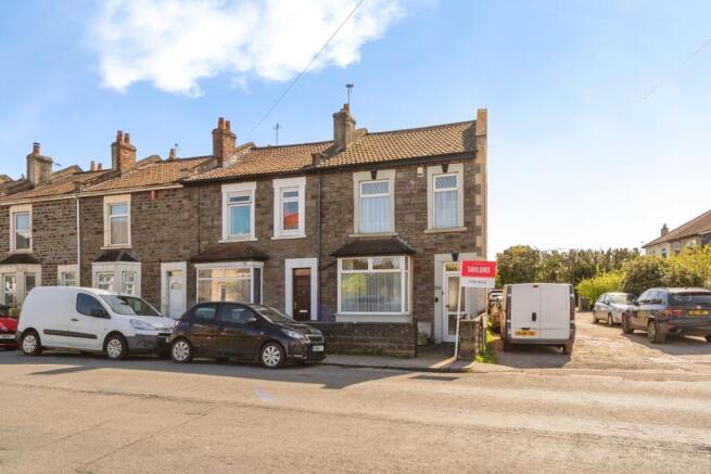 3 bed property, in Lodge Causeway, £300,000