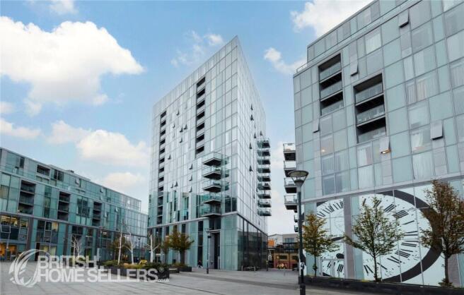 1 bed property, in Harmony Place, £325,000