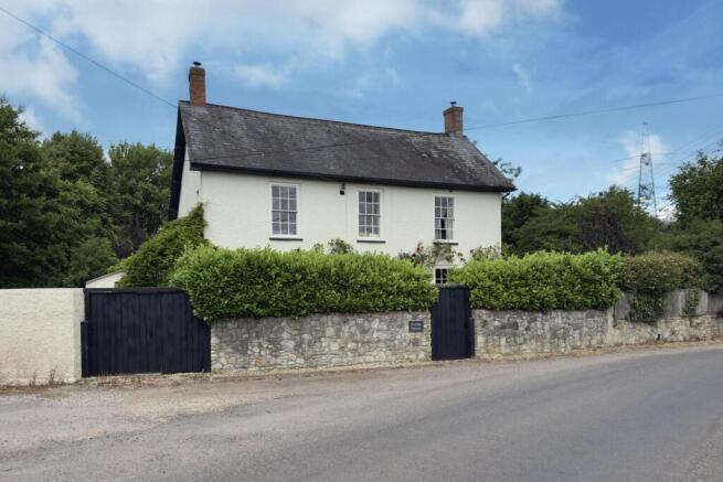 5 bed property, in Taunton TA4, £795,000