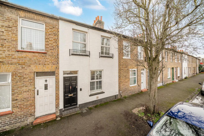2 bed property, in Bexley Street, £635,000