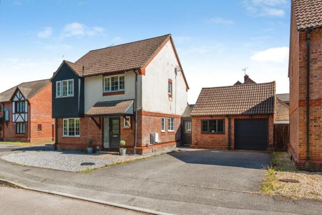 4 bed property, in Reynolds Dale, £520,000
