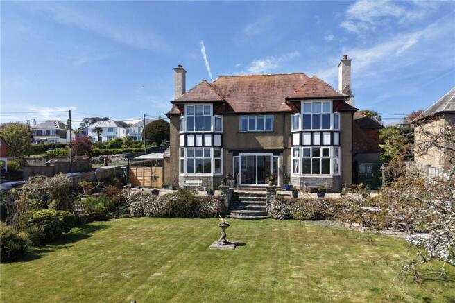 4 bed property, in Lidden Road, £850,000