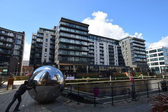 1 bed property, in La Salle, £115,000