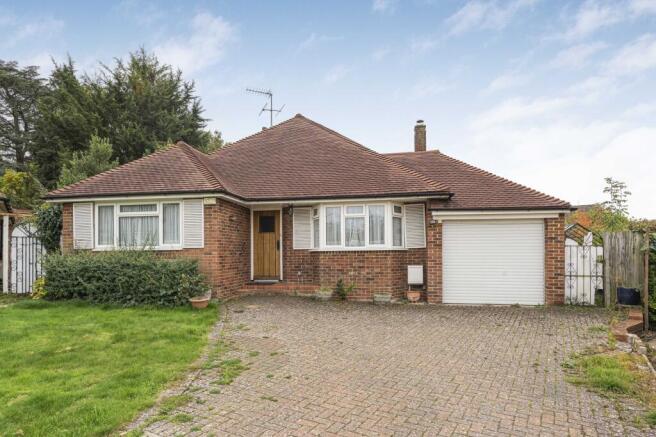 3 bed property, in Pepys Close, £675,000