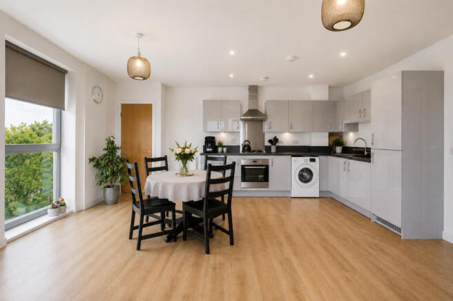 2 bed property, in Havelock Road, £375,000