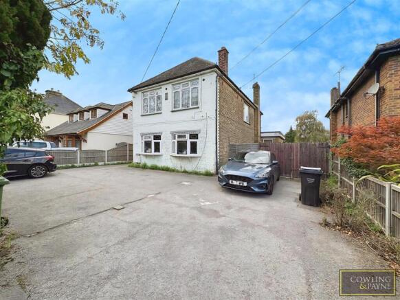 6 bed property, in Swan Lane, £600,000