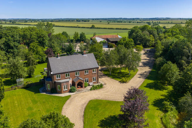 5 bed property, in Red House Farm, £4,750,000