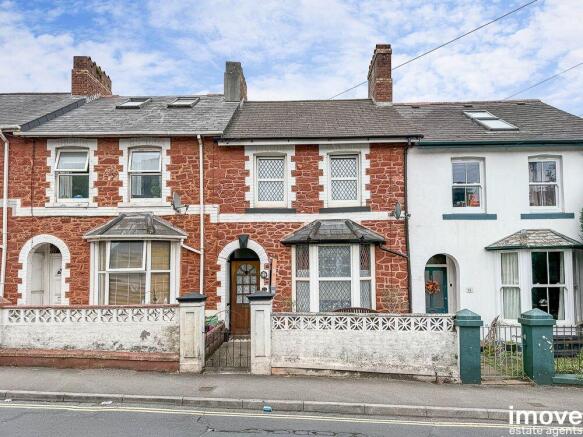 3 bed property, in Sherwell Lane, £290,000