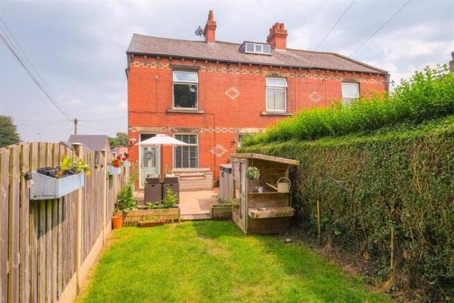 3 bed property, in Brooklands, £250,000