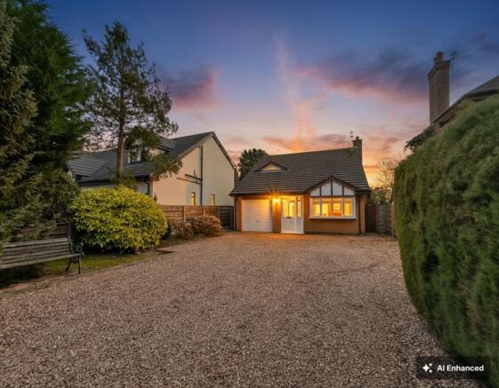3 bed property, in Chester Road, £575,000