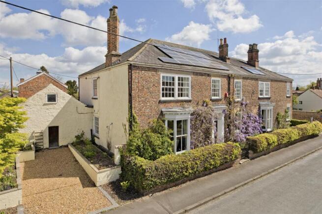 7 bed property, in Vine House, £1,500,000