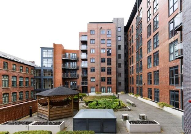 4 bed property, in B10 Aspect 3, £40,000