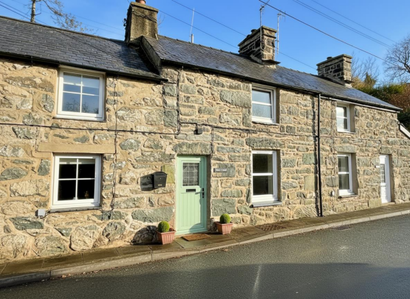 1 bed property, in Harlech, £170,000