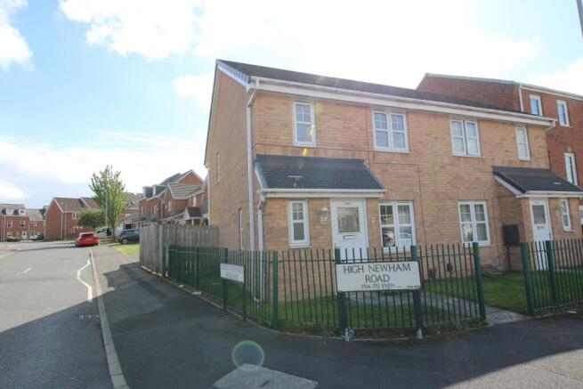 3 bed property, in High Newham Road, £120,000