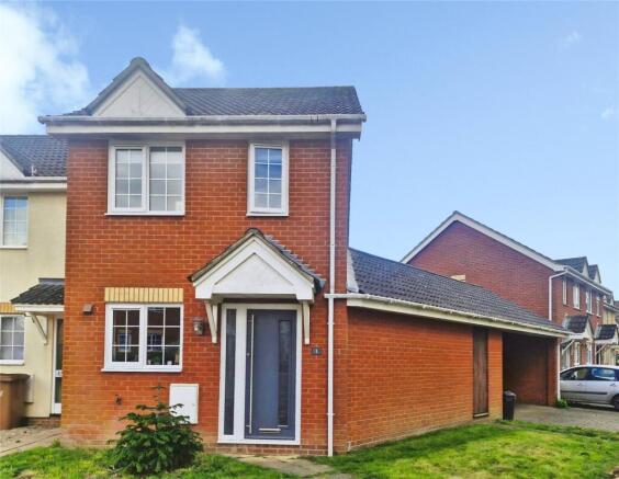 2 bed property, in Vetch Close, £240,000