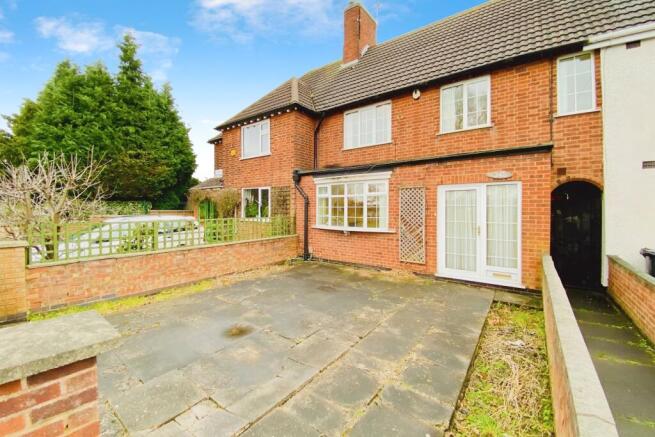 2 bed property, in Gooding Avenue, £230,000