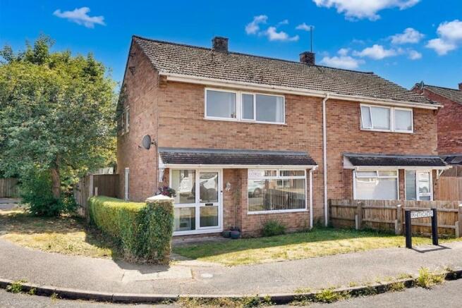 3 bed property, in Whitegates, £315,000