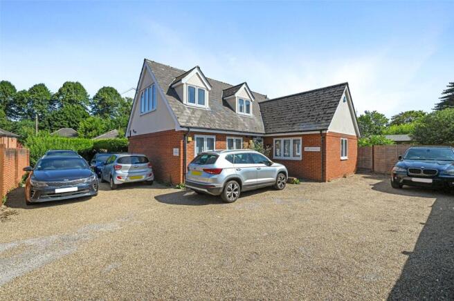 3 bed property, in John Dane Player Court, £495,000