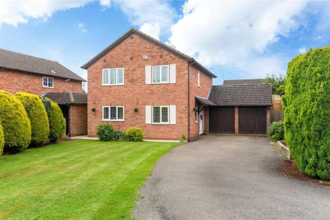 4 bed property, in Furze Hill Road, £515,000